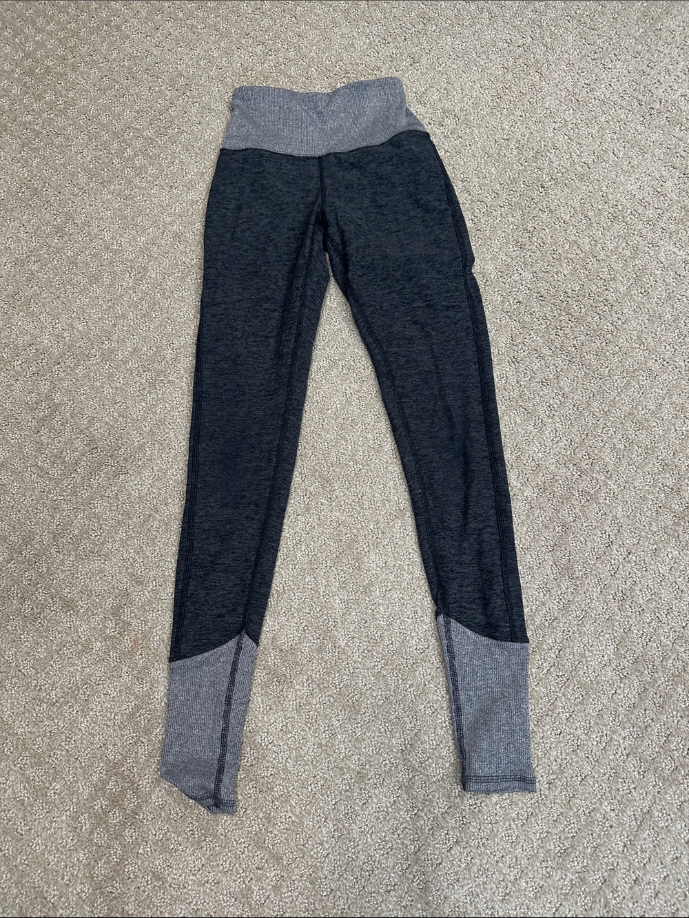 ALO Yoga Two-Tone Charcoal & Heather Gray Leggings
